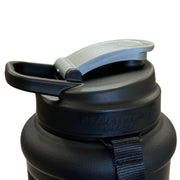 Mammoth Mini 1.5L water bottle in Matte Black - lid detail